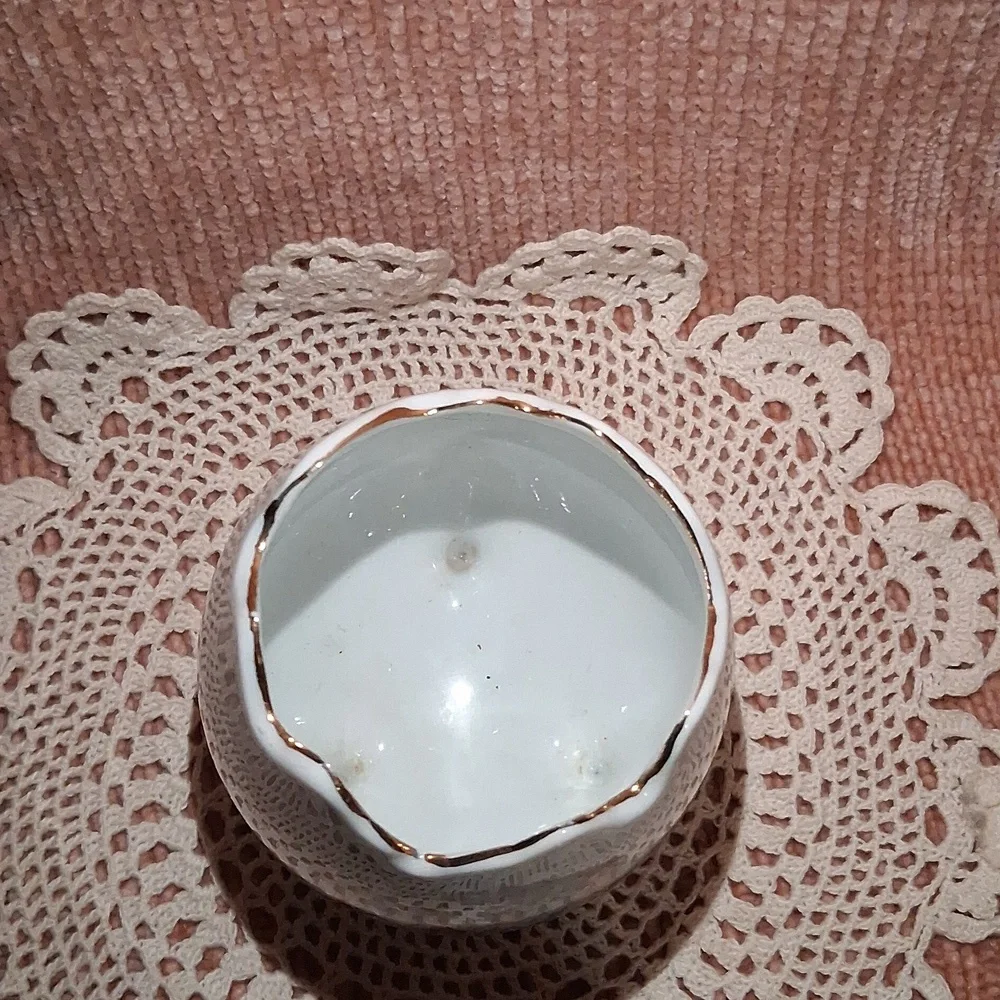 Vintage Brinn Egg Shaped Jar